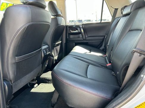 Used 2024 Toyota 4Runner TRD Off-Road Premium AWD/4WD image 26