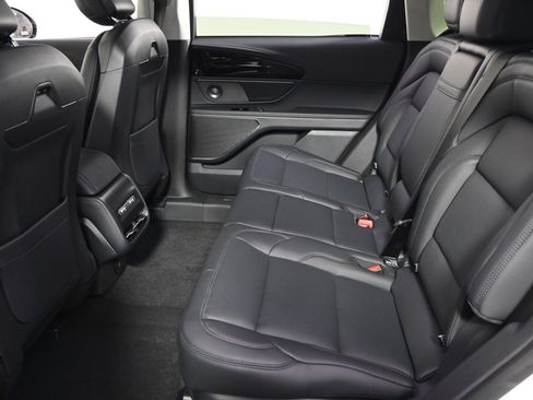 New 2026 Lincoln Nautilus Premier w/ Equipment Group 102A image 21