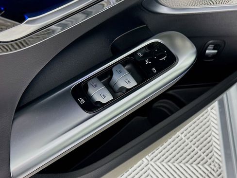 Used 2025 Mercedes-Benz C 300 C 300 image 19