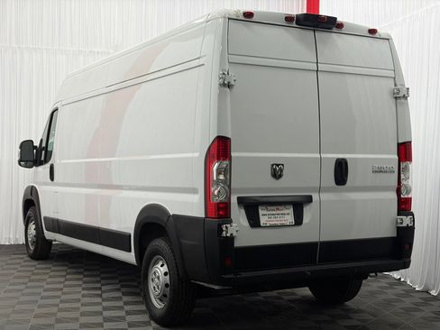 Used 2023 RAM ProMaster 2500 FWD image 6