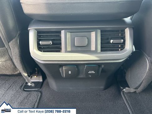 Used 2025 Ford F150 Lariat AWD/4WD image 16