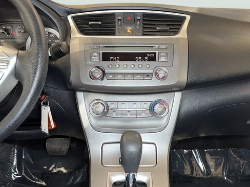 Used 2014 Nissan Sentra SV FWD image 15