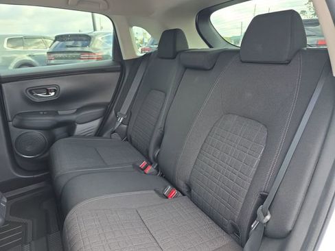 Used 2023 Honda HR-V LX image 26