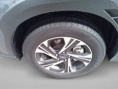 Used 2024 Subaru Crosstrek 2.0i Premium image 9