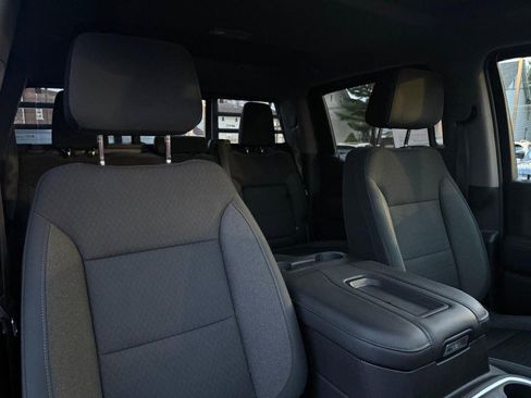 Used 2019 Chevrolet Silverado 1500 RST image 12