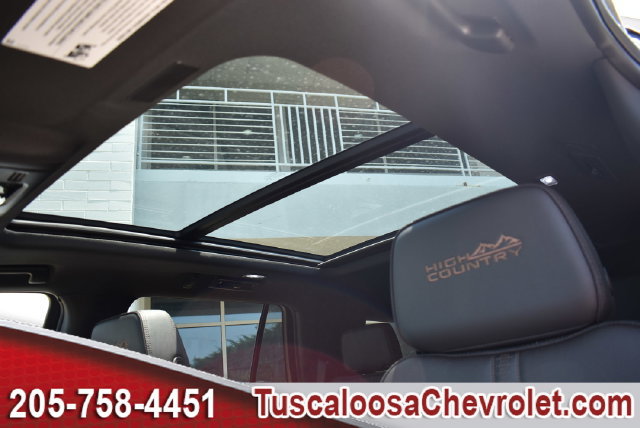 New 2026 Chevrolet Tahoe High Country w/ Sun And Tow Package AWD/4WD image 21