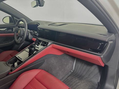 Used 2025 Porsche Panamera 4 AWD/4WD image 7