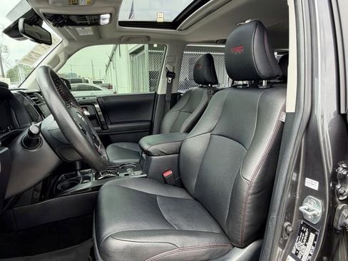 Used 2022 Toyota 4Runner TRD Off-Road Premium w/ Moonroof Package AWD/4WD image 14
