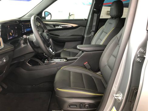 Used 2025 Chevrolet TrailBlazer ACTIV w/ Convenience Package AWD/4WD image 20