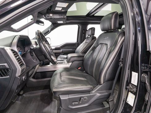 Used 2019 Ford F150 Platinum w/ Equipment Group 701A Luxury AWD/4WD image 19