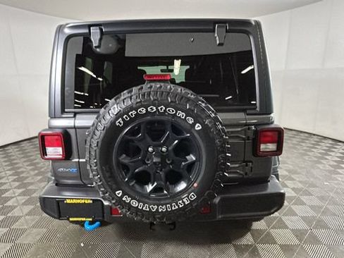 Used 2023 Jeep Wrangler Unlimited w/ Cold Weather Group AWD/4WD image 3