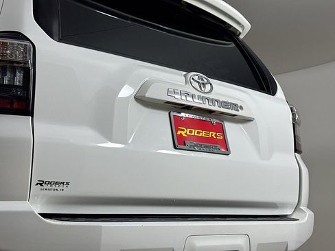 Certified 2021 Toyota 4Runner SR5 image 26