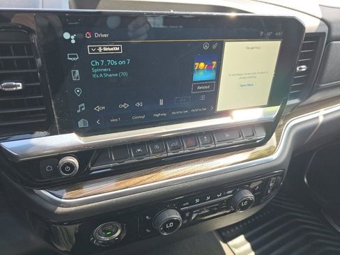 Used 2023 Chevrolet Silverado 1500 LT AWD/4WD image 35