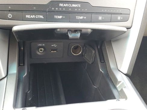 Used 2014 Ford Explorer FWD image 27