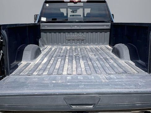 Used 2024 Chevrolet Silverado 3500 High Country w/ Technology Package AWD/4WD image 7