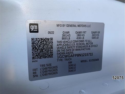 Used 2022 Chevrolet Express 2500 w/ Driver Convenience Package image 18