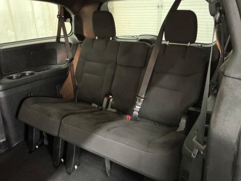 Used 2020 Dodge Grand Caravan SE FWD image 37