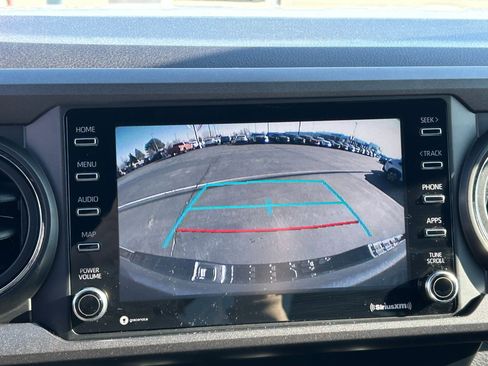 Certified 2020 Toyota Tacoma TRD Off-Road image 20