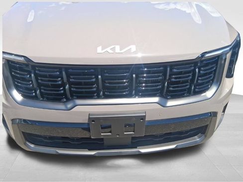 Certified 2024 Kia Sorento X-Line EX AWD/4WD image 17