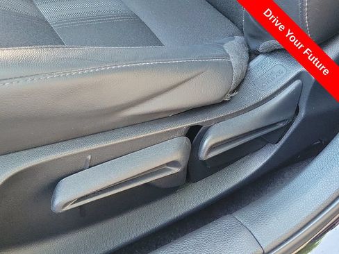Used 2025 Honda Civic Sport image 17