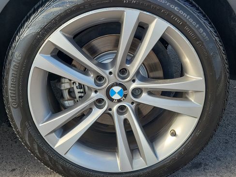 Used 2018 BMW 330i xDrive Sedan AWD/4WD image 12