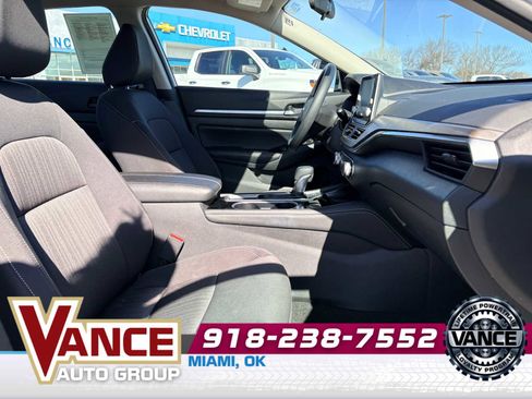 Used 2023 Nissan Altima 2.5 SV image 19