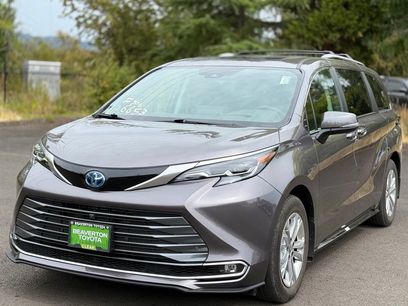 Used 2024 Toyota Sienna Platinum