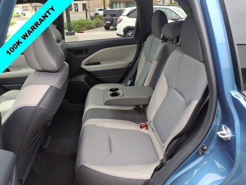 Certified 2025 Subaru Forester Premium AWD/4WD image 29