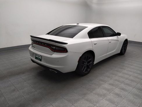 Used 2019 Dodge Charger SXT w/ Plus Group RWD image 9