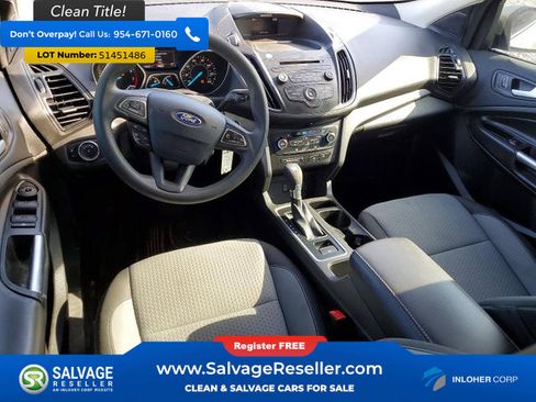 Used 2017 Ford Escape SE FWD image 11