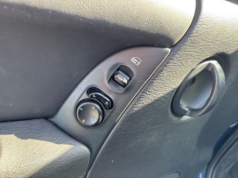 Used 2004 Jeep Liberty Sport w/ PWR Convenience Group AWD/4WD image 11