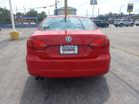 Used 2014 Volkswagen Jetta S FWD image 2