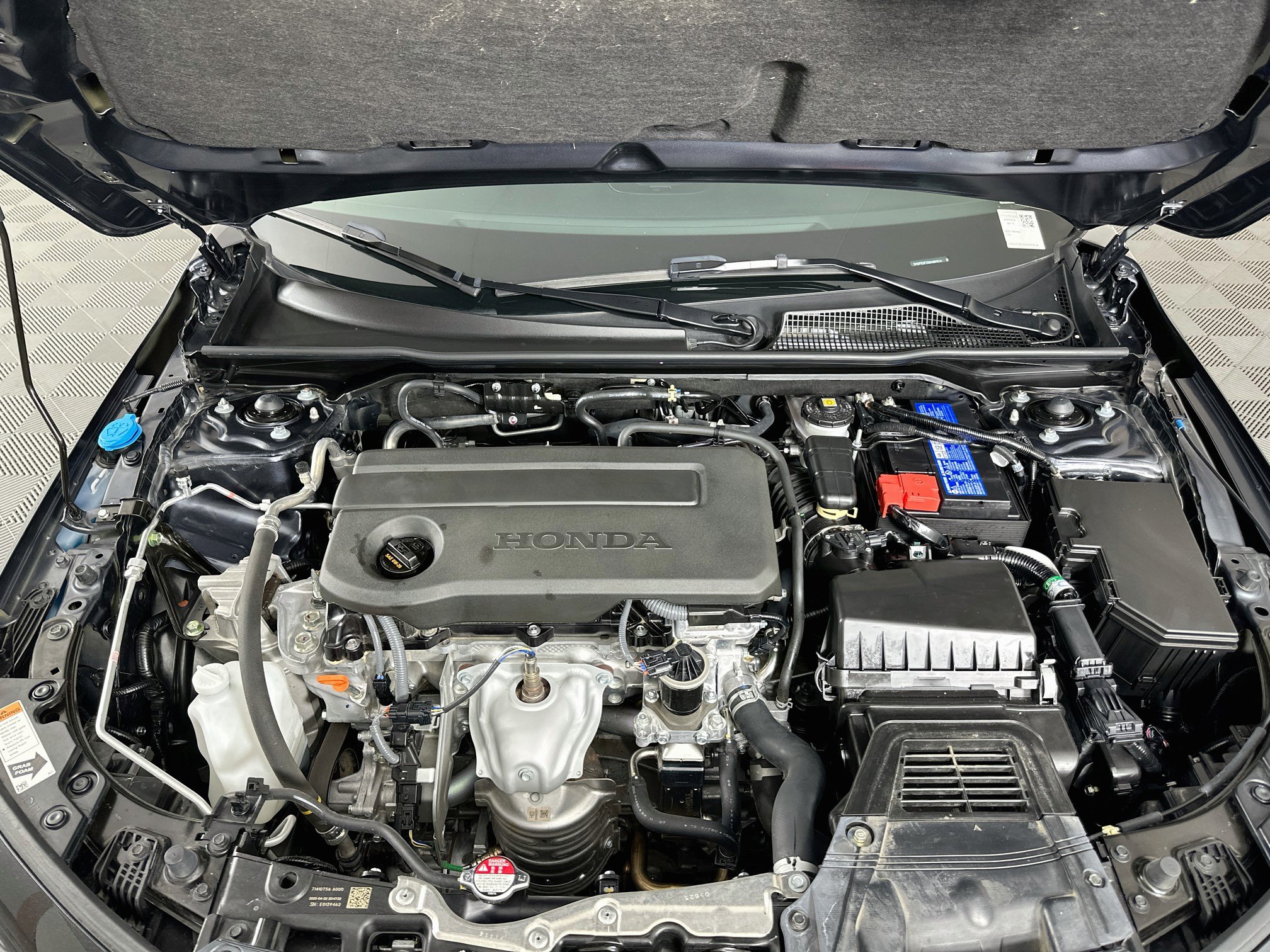 Used 2025 Honda Civic LX image 30