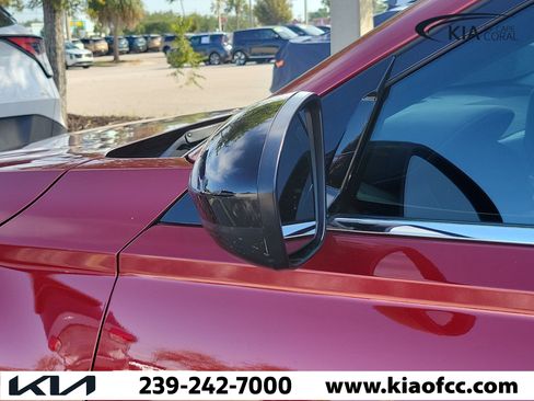 Used 2024 Nissan Altima 2.5 SR w/ SR Premium Package FWD image 4