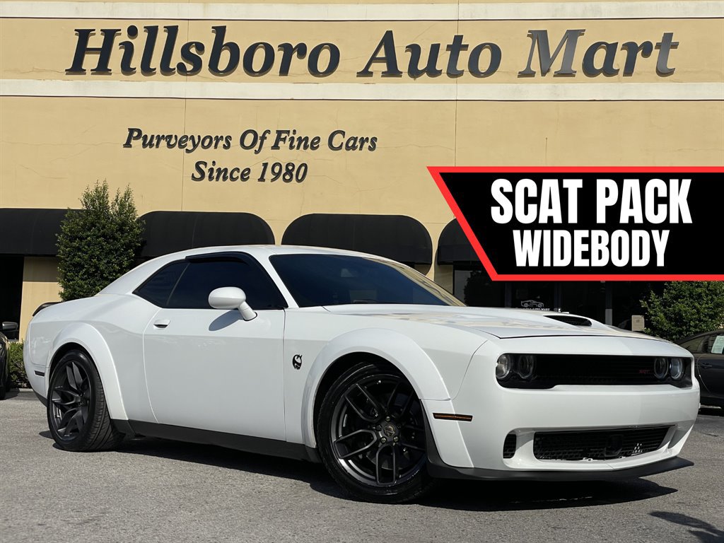Used 2019 Dodge Challenger R/T Scat Pack w/ Widebody Package RWD image 2