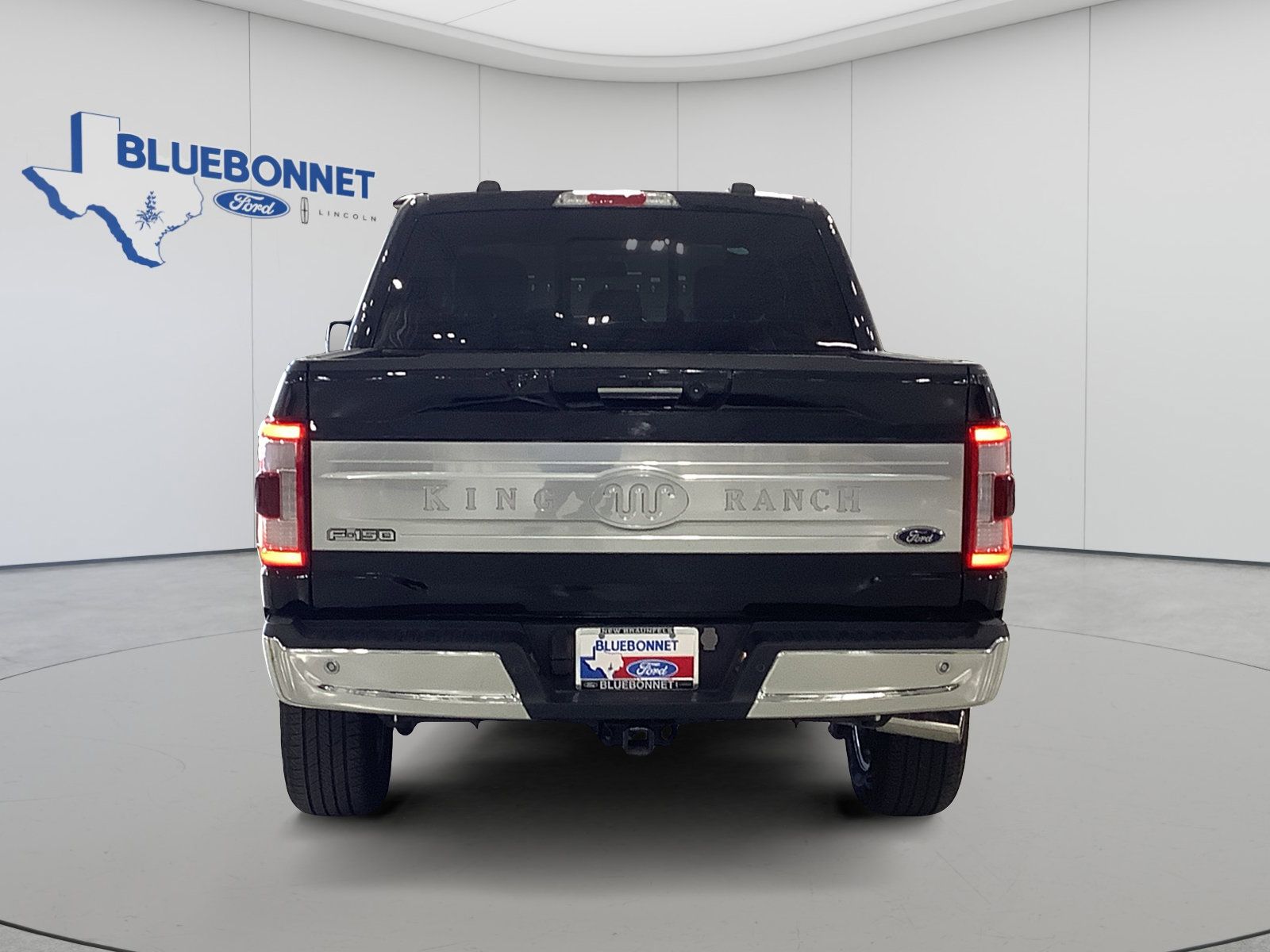 Used 2023 Ford F150 King Ranch w/ Equipment Group 601A High AWD/4WD image 6