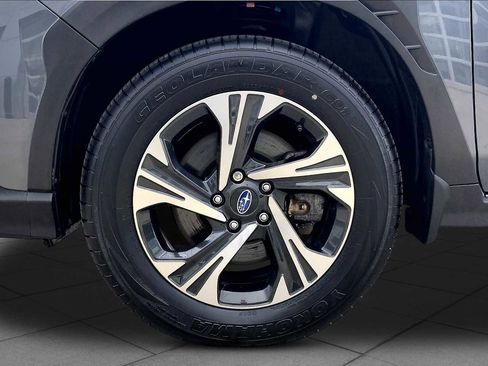 Certified 2024 Subaru Crosstrek 2.0i Premium AWD/4WD image 11