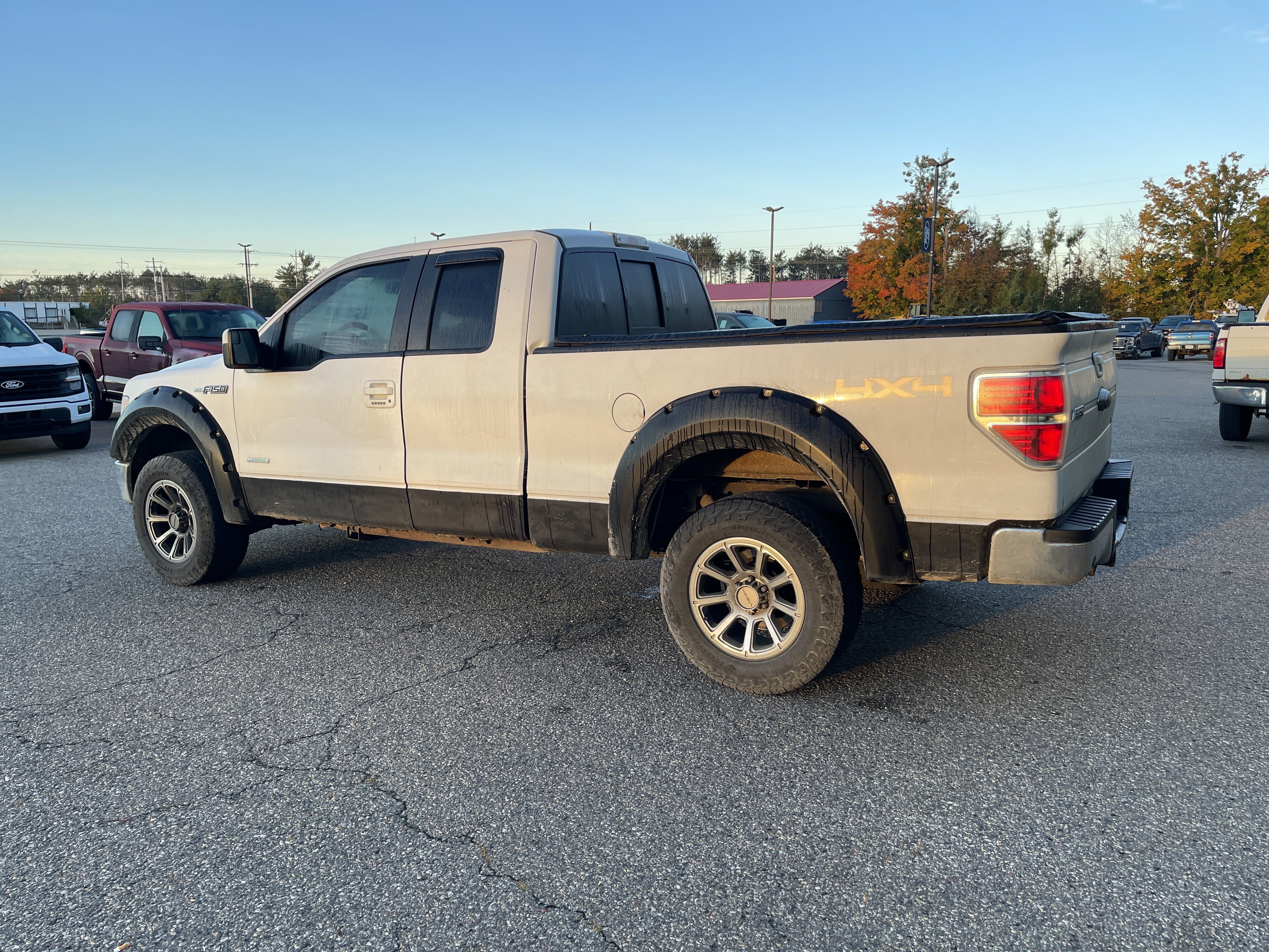Used 2011 Ford F150 Lariat w/ Lariat Plus Pkg AWD/4WD image 6