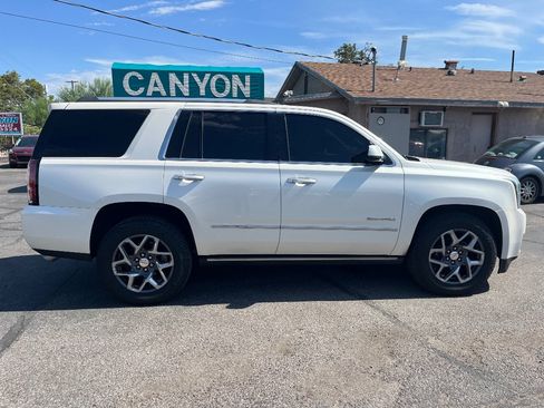 Used 2015 GMC Yukon Denali w/ Premium Package RWD image 2