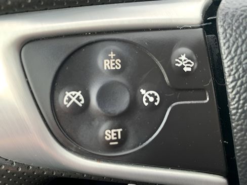 Used 2023 GMC Acadia SLE w/ Driver Convenience Package image 48