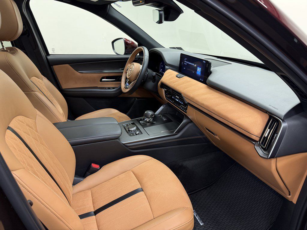 Used 2024 MAZDA CX-90 3.3 Turbo S w/ Premium Plus AWD/4WD image 16
