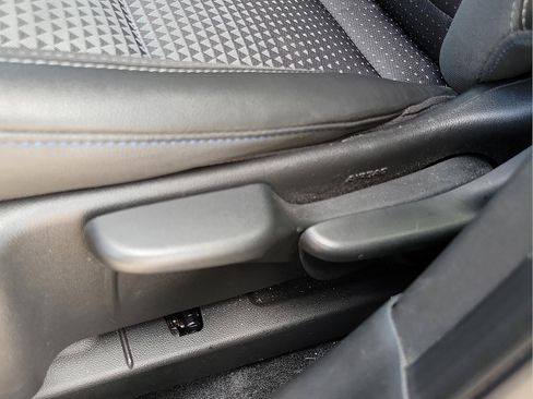 Used 2024 Chevrolet Trax LT image 13