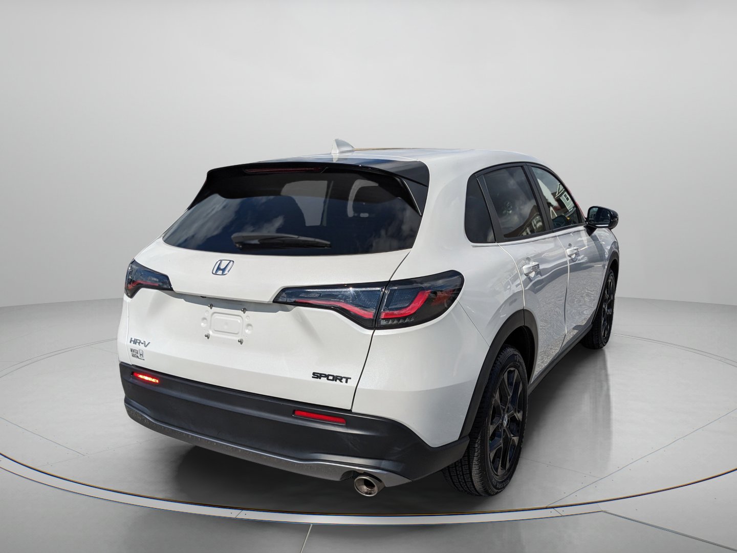 Used 2024 Honda HR-V Sport image 8