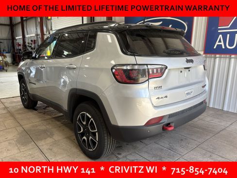 Used 2024 Jeep Compass Trailhawk AWD/4WD image 5