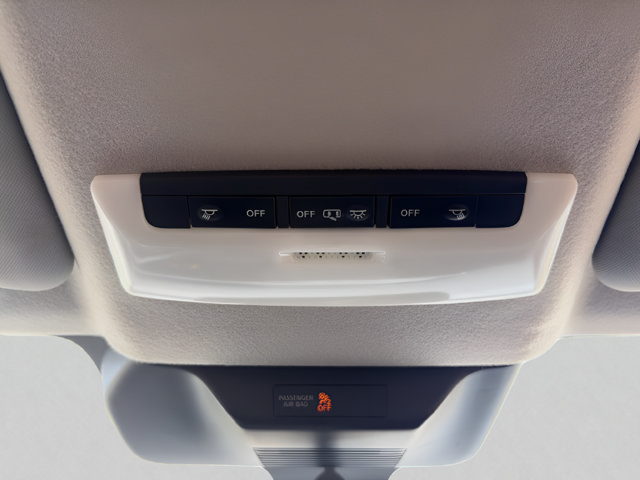 Certified 2025 Nissan Kicks S FWD image 23
