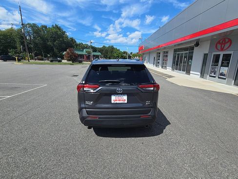 Certified 2025 Toyota RAV4 XLE AWD/4WD image 4