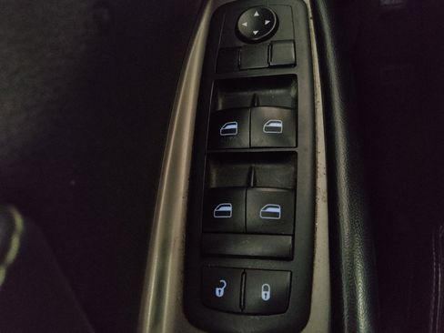 Used 2018 Dodge Journey Crossroad image 27