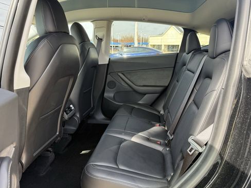 Used 2021 Tesla Model Y Long Range image 26