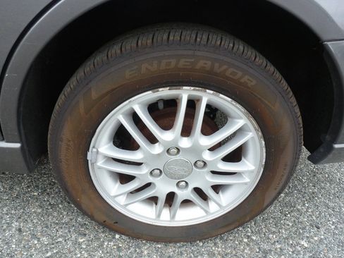 Used 2006 Ford Focus SE FWD image 9