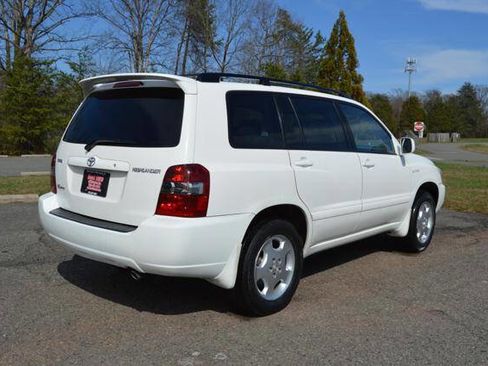 Used 2004 Toyota Highlander Limited AWD/4WD image 8
